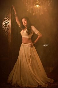 Self makeup and grooming course 3